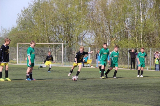 D2-Jugend 13. Punktspiel gegen Hermsdorf 14/15_7